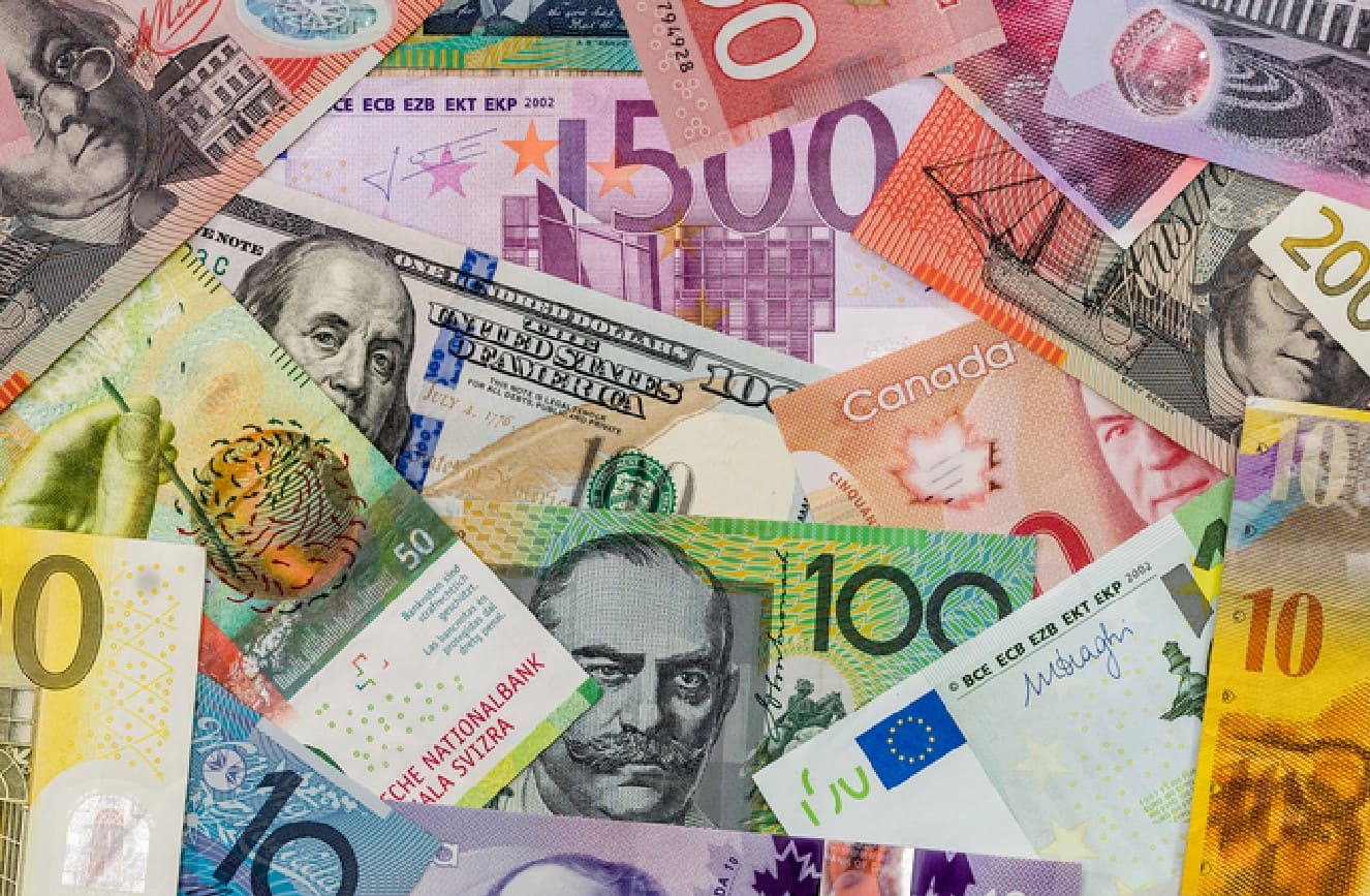 Dolar Perkasa, Franc Tertekan